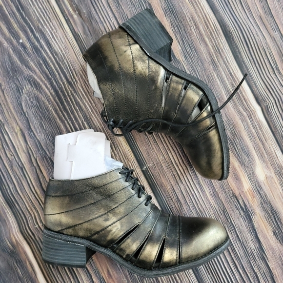 Women's NWT Antelope size EU 37 Booties - Picture 1 of 5
